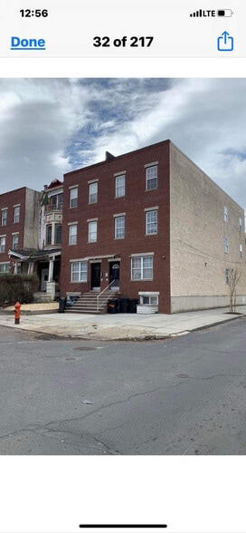 Building Photo - 2356 N Park Ave