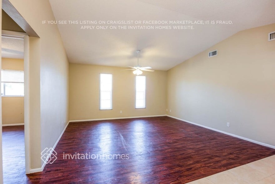Building Photo - 17502 Brentwood Ct