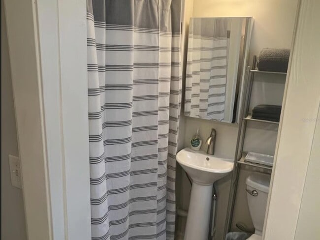 Building Photo - 509 29th Ave S