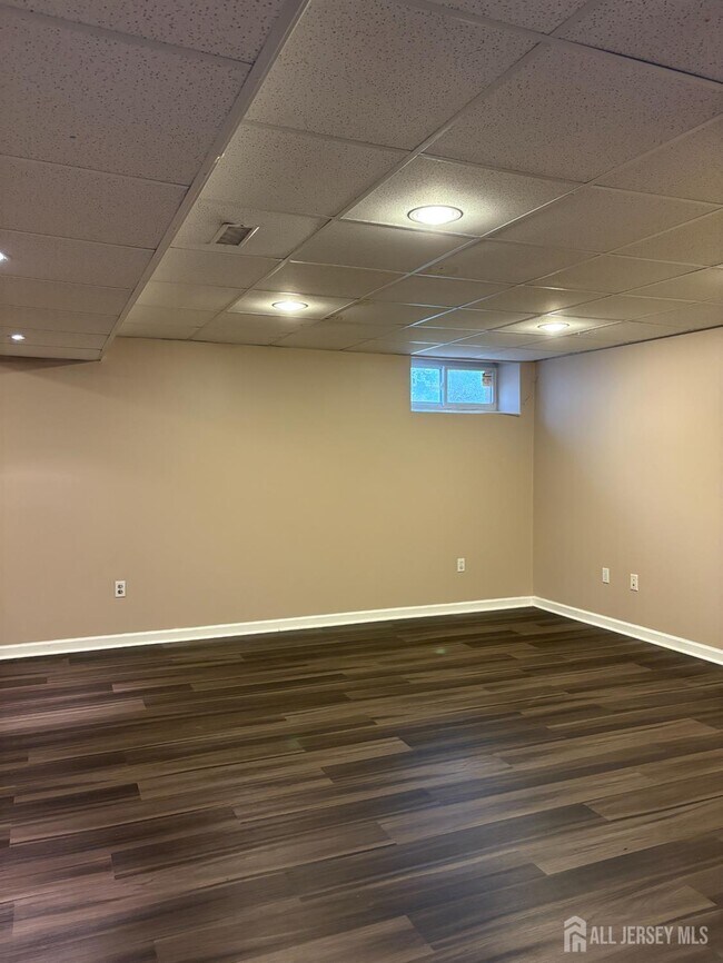 Building Photo - 30 Palmetto Way