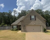 Building Photo - South Cherry Tree 513