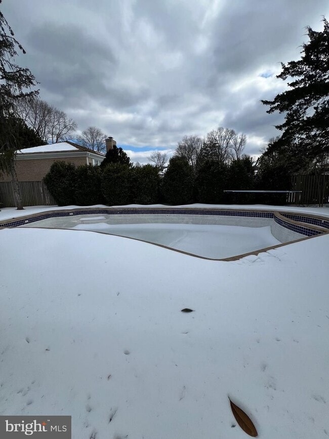 Building Photo - 1213 Perry William Dr