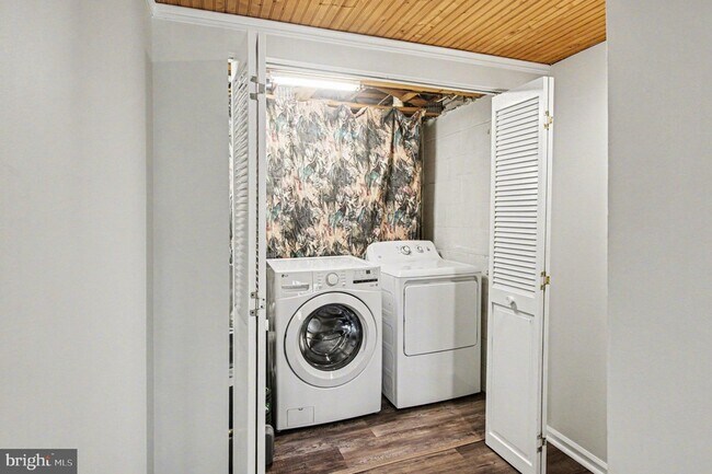 Building Photo - 3420 Keswick Way