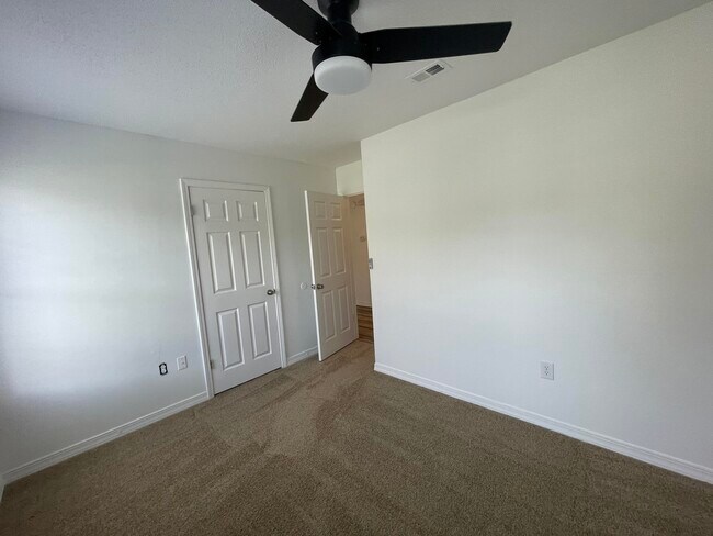 Building Photo - 3350 Shoal Creek Cove