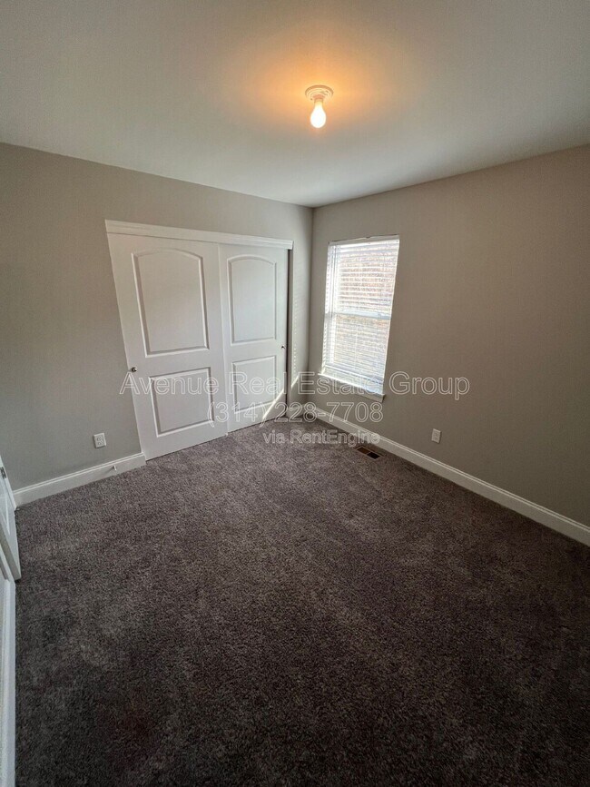 Building Photo - 486 Timber Valley Trail