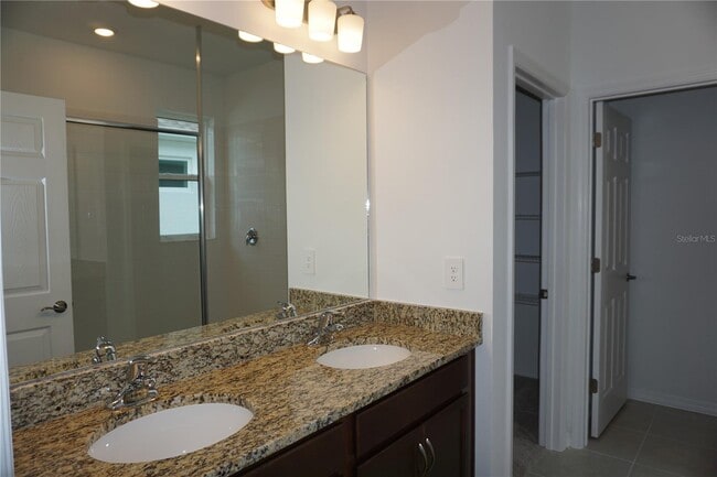 Building Photo - 7676 Livewell Ln