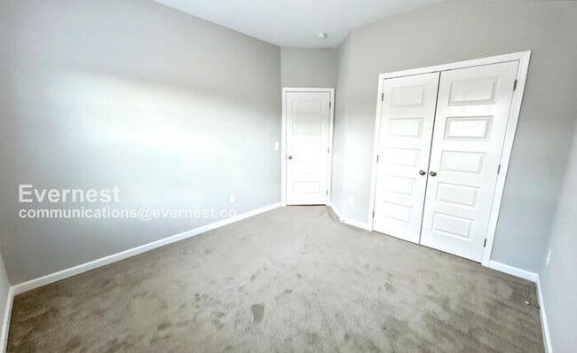 Building Photo - 1104 Prospect Ct