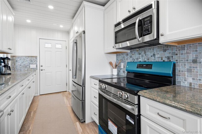 Building Photo - 23 Scallop Ln