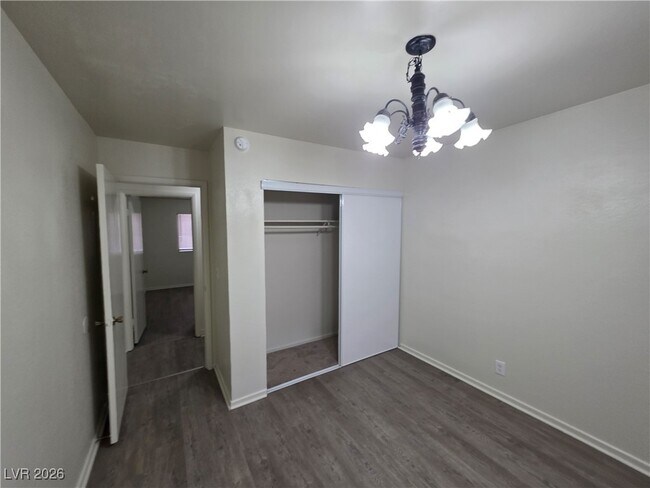 Building Photo - 3214 Anacapa Way