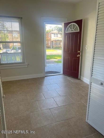 Building Photo - 2654 Post St