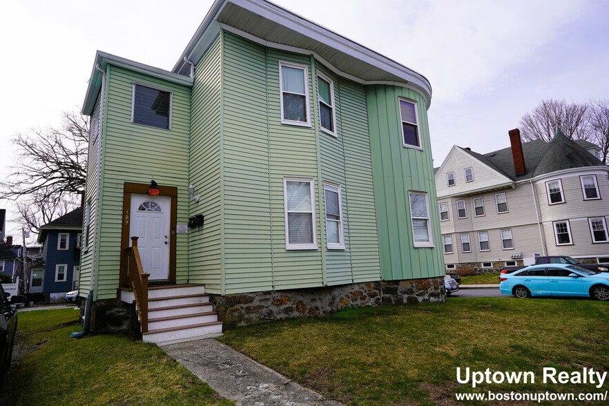Building Photo - 127 Franklin St