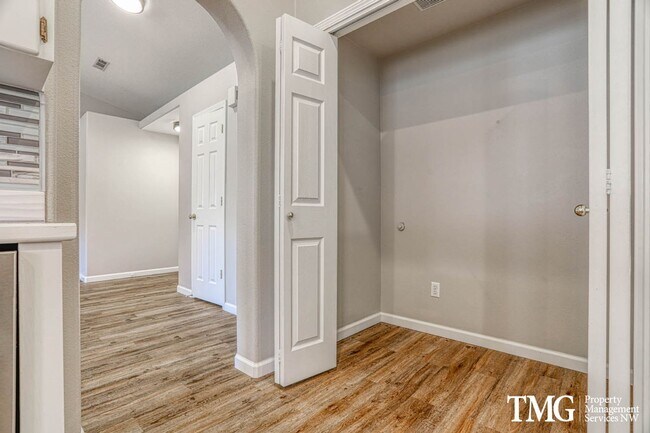 Building Photo - Charming Ranch in Desirable East County with Private Fenced Yard