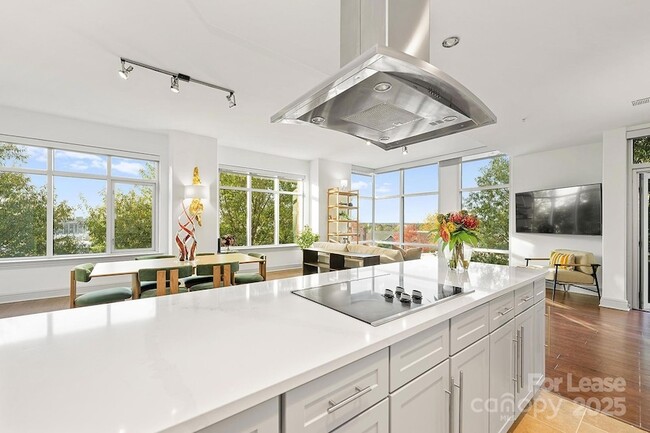 Building Photo - 125 W Tremont Ave