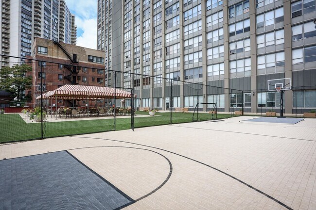 Building Photo - 655 W Irving Park Rd