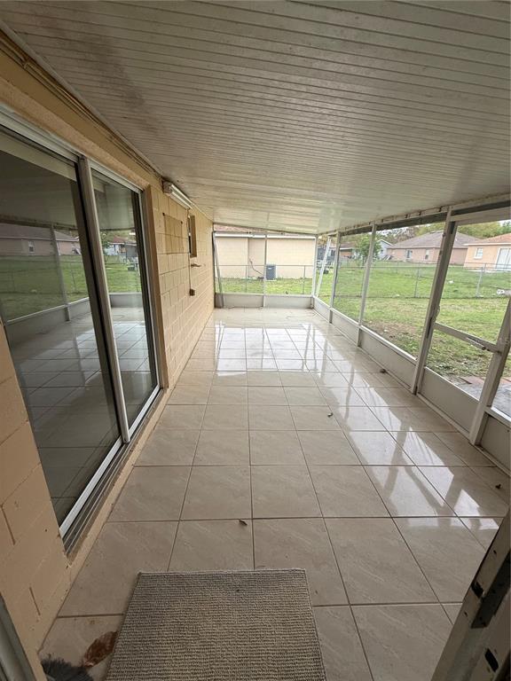 Building Photo - 330 Baccarat Ct