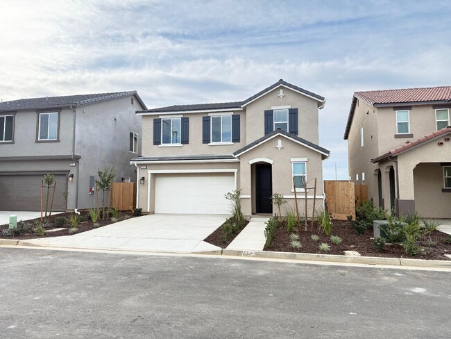 Building Photo - 2865 E Escarpa Dr