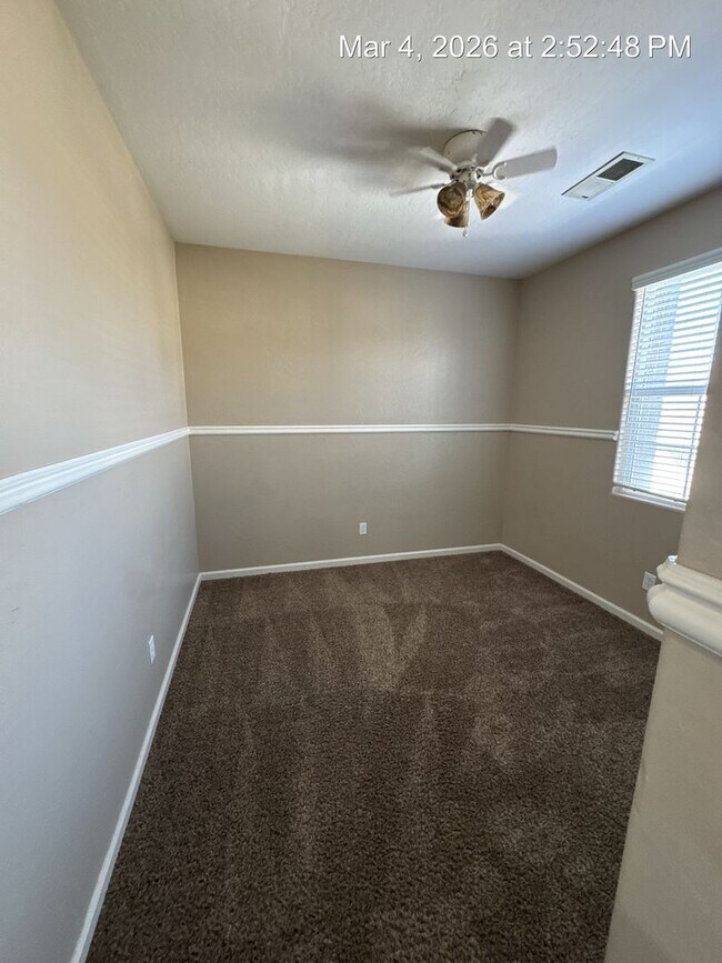 Building Photo - 2 Weeks Move in Special! Located in Avalon gated community!