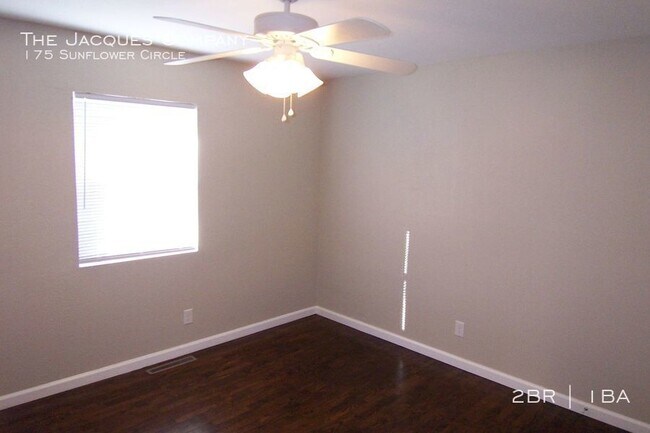 Building Photo - 175 Sunflower Cir