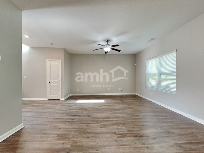 Building Photo - 116 Al Jennah Blvd