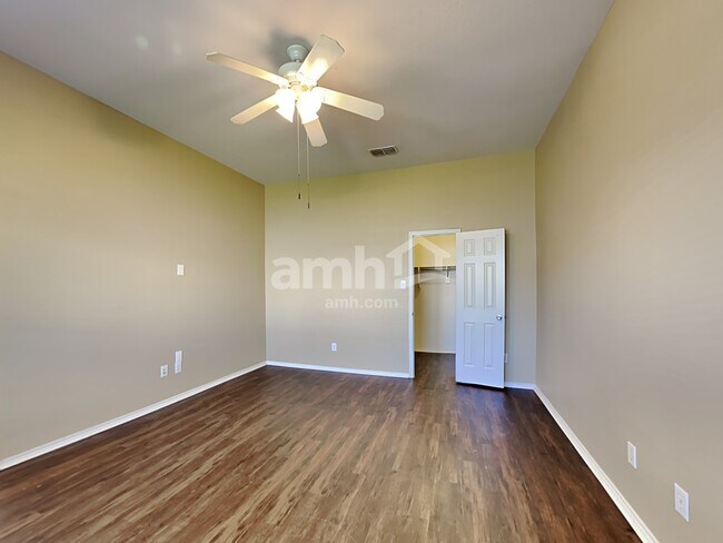 Building Photo - 2036 Hanakoa Falls Dr