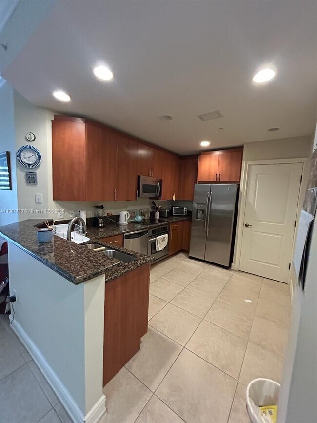 Building Photo - 16102 Emerald Estates Dr