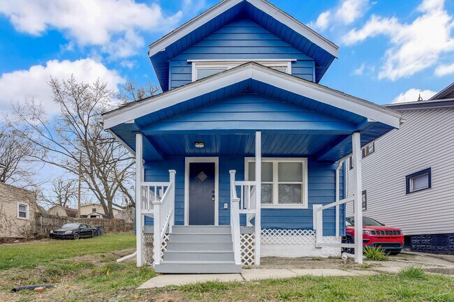 Primary Photo - 1748 Bigelow St