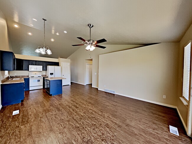 Building Photo - 163 Crystal Bay Drive