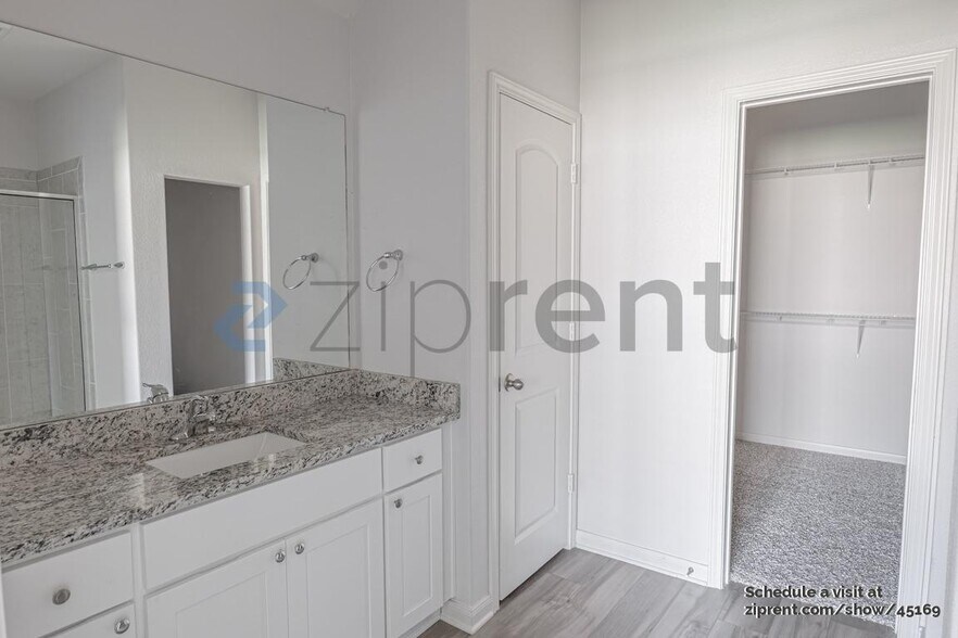 Building Photo - 337 Bearman Dr
