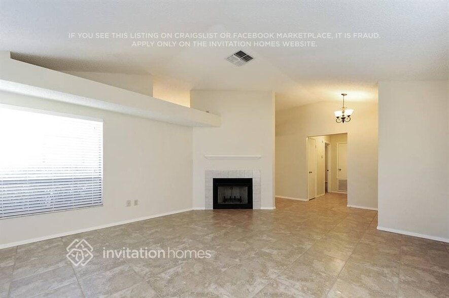 Building Photo - 1913 Coral Tree Ct