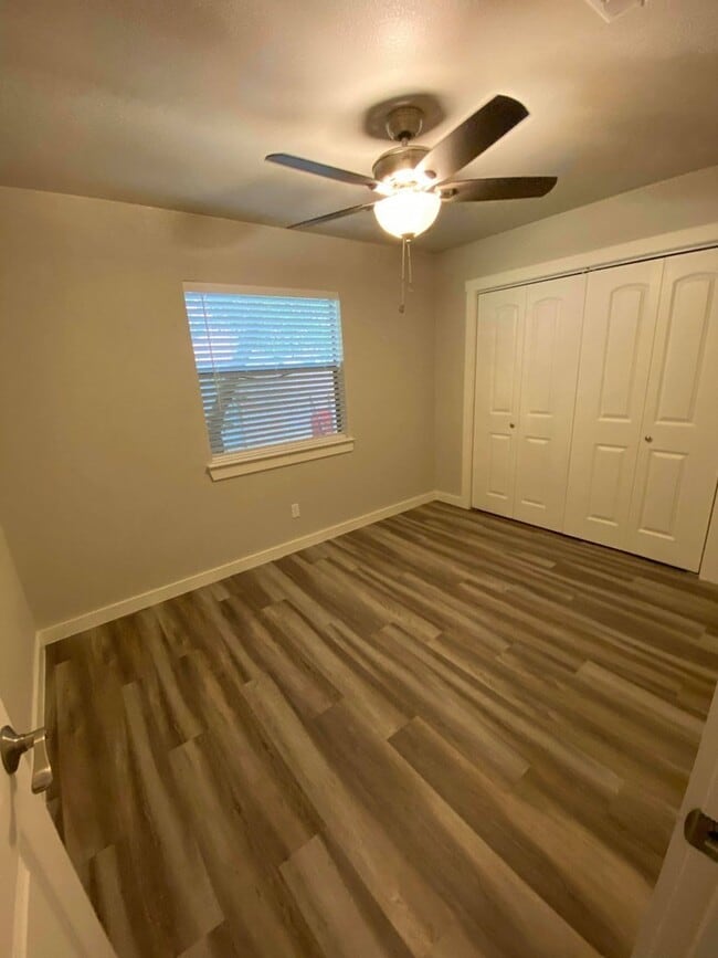 Building Photo - 518 Wigwam Ln