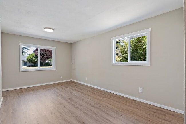 Building Photo - 8408 Dalton Dr SW
