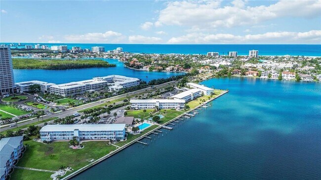 Building Photo - 765 John Ringling Blvd