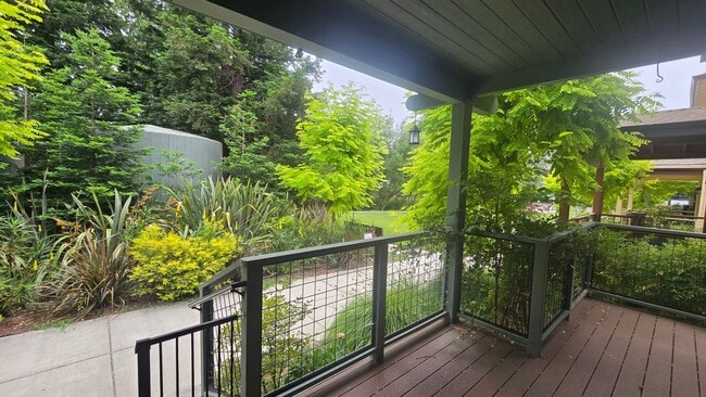 Building Photo - Newer 3-bedroom, two-story home located ju...