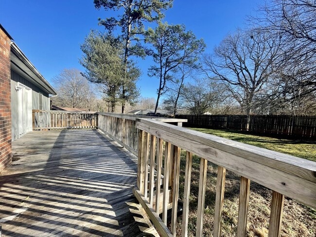Building Photo - 4959 Forest Ridge Dr