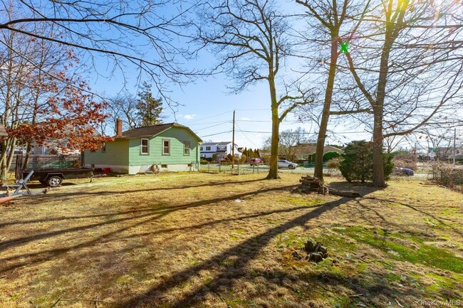 Building Photo - 160 Austin St