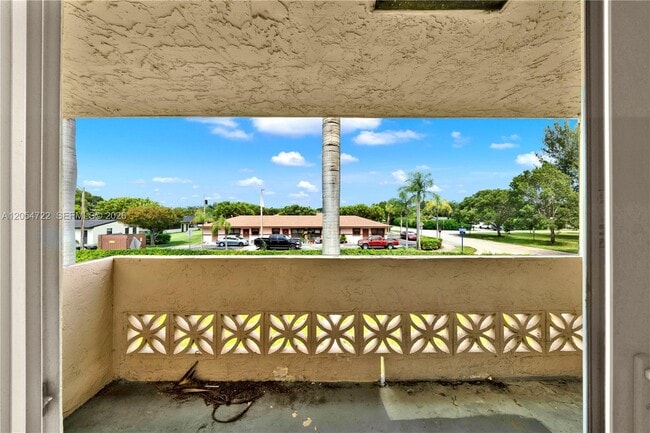 Building Photo - 14500 SW 88th Ave