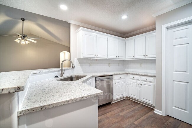 Building Photo - 1266 Braves Ct
