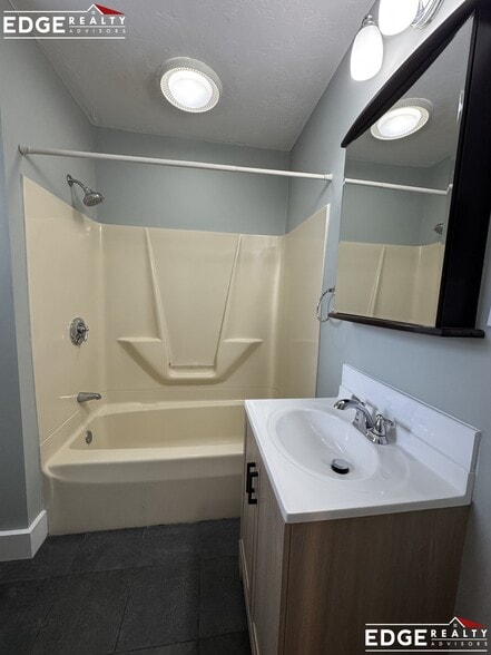 Building Photo - 4 Franklin St