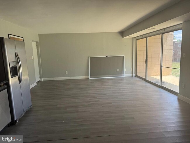 Building Photo - 5534 Karen Elaine Dr