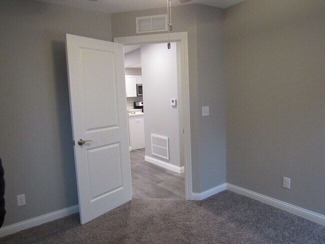 Building Photo - 240 5th St E