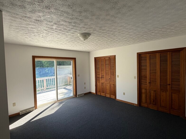 Building Photo - 47 Daisy Ln