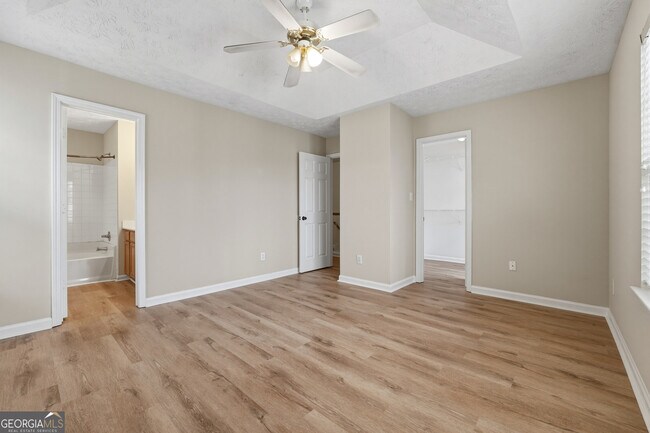 Building Photo - 1242 Vintage Pointe Dr