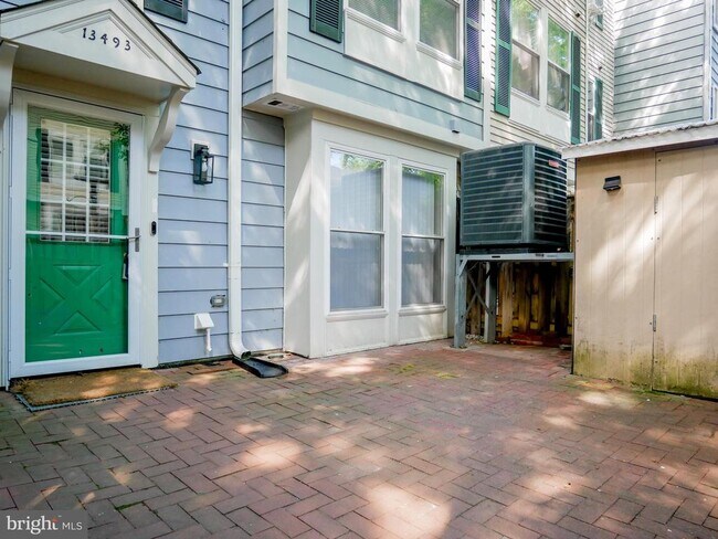 Building Photo - 13493 Demetrias Way