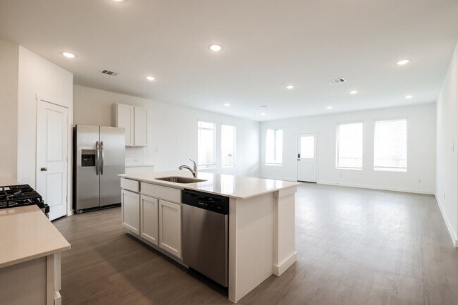 Building Photo - 11742 Carolina rose