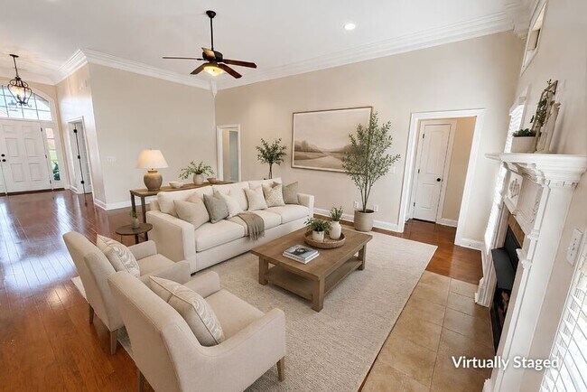 Building Photo - 7587 Crestridge Dr SE