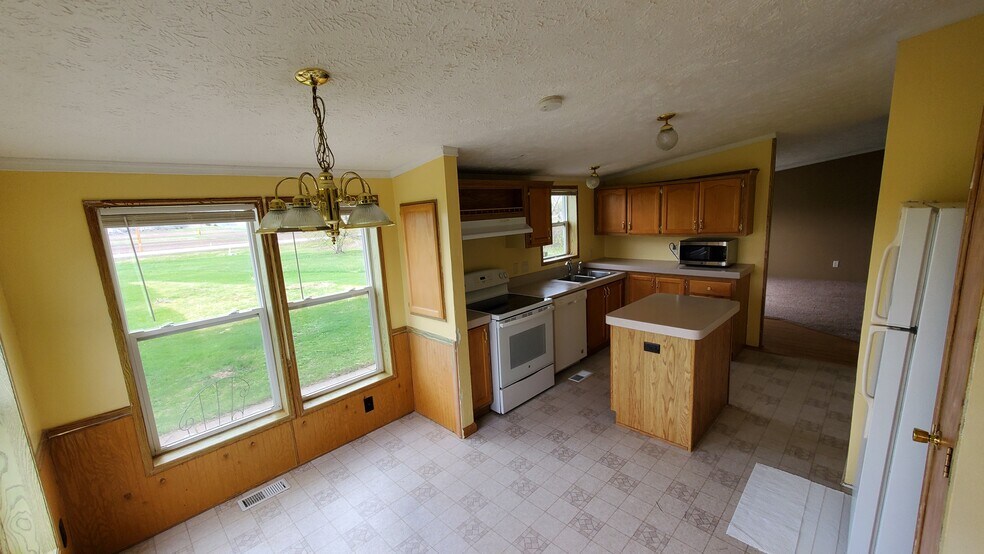 Building Photo - 5421 County Line Rd