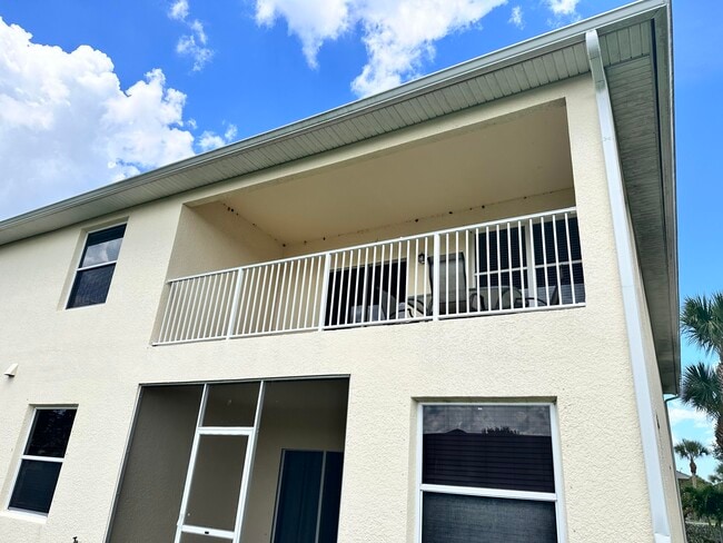 Building Photo - 3900 Playa Del Sol Dr