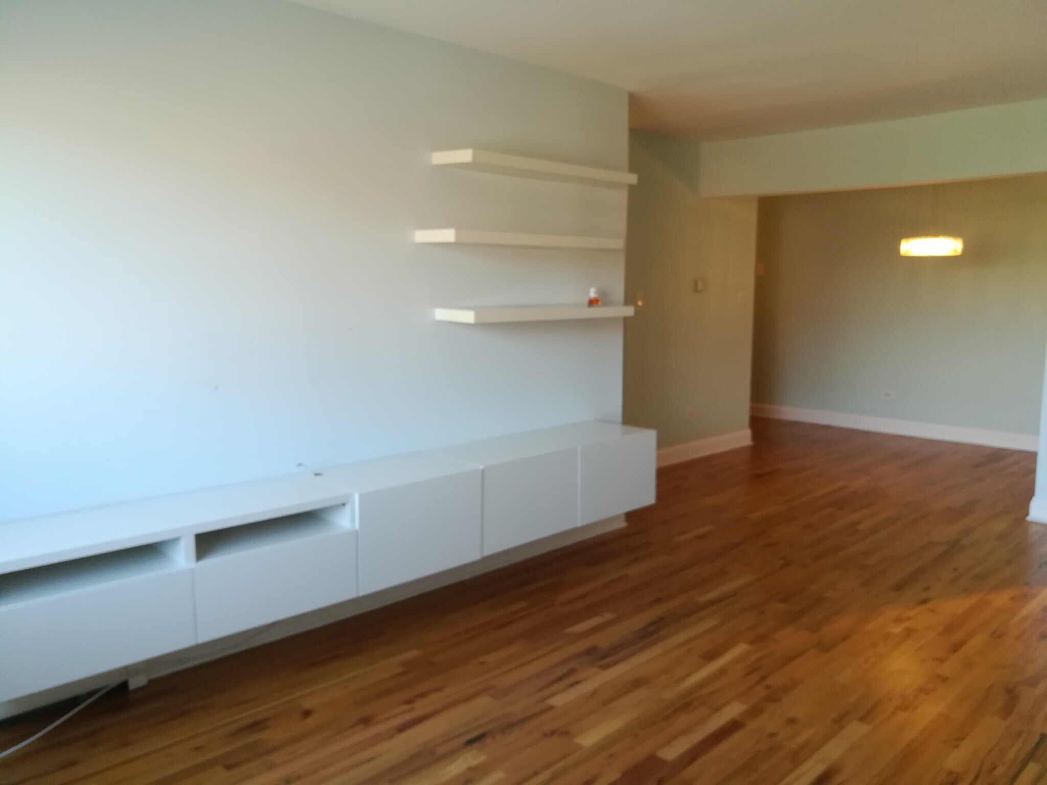 Building Photo - 5310 N Chester Ave