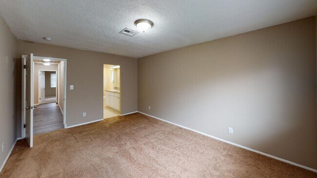 Building Photo - Available now! Awesome 4/2 Single Story home in the heart of Loma Linda for Lease!