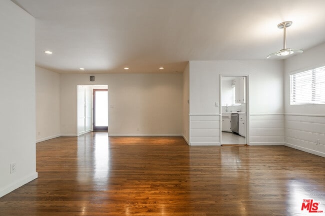 Building Photo - 12800 Stanwood Dr